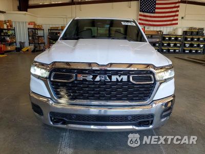 Piąte zdjęcie samochodu w środku: 2025 RAM 1500 BIG HORN/LONE STAR VIN:1C6SRFFP2SN525709 - miniatura