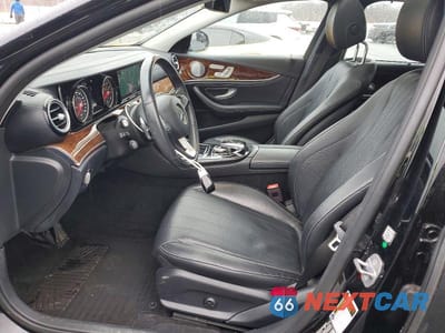 Zdjęcie 7 z 11 samochodu: 2018 MERCEDES-BENZ E 400 4MATIC VIN:WDDZH6GB3JA412604 - miniatura