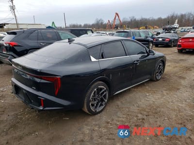 Trzecie zdjęcie samochodu z tyłu: 2025 KIA K4 GT-LINE VIN:3KPFW4DEXSE065468 - miniatura