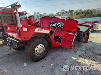 Trzecie zdjęcie samochodu z tyłu: 2002 HUMMER H1 - BRUSH FIRE TRUCK VIN:137FA55322E200071 - miniatura