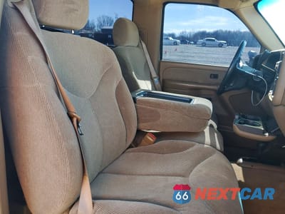 Zdjęcie 10 z 13 samochodu: 2000 GMC NEW SIERRA K1500 VIN:1GTEK14TXYZ322212 - miniatura