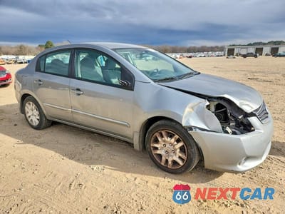 Czwarte zdjęcie samochodu z boku: 2010 NISSAN SENTRA 2.0 VIN:3N1AB6APXAL682986 - miniatura