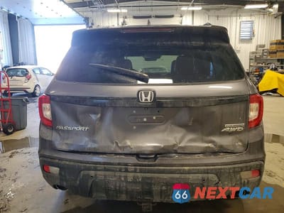 Zdjęcie 6 z 13 samochodu: 2019 HONDA PASSPORT TOURING VIN:5FNYF8H93KB500614 - miniatura