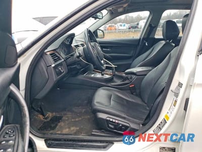 Zdjęcie 7 z 11 samochodu: 2014 BMW 328 XI SULEV VIN:WBA3B5G54ENS11148 - miniatura
