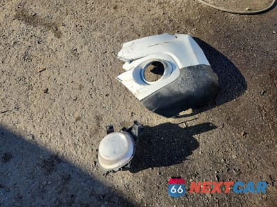 Zdjęcie 12 z 14 samochodu: 2019 KIA SOUL + VIN:KNDJP3A5XK7631246 - miniatura