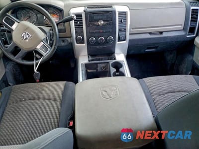 Zdjęcie 8 z 12 samochodu: 2010 DODGE RAM 2500 VIN:3D7TT2CT6AG121608 - miniatura