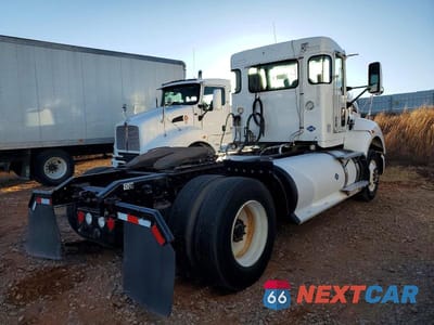 Czwarte zdjęcie samochodu z boku: 2017 KENWORTH CONSTRUCTION T400 VIN:3BKBA28X5HF158971 - miniatura