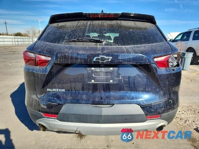 Zdjęcie 6 z 13 samochodu: 2020 CHEVROLET BLAZER 1LT VIN:3GNKBBRA0LS617204 - miniatura