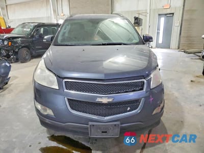 Piąte zdjęcie samochodu w środku: 2011 CHEVROLET TRAVERSE LT VIN:1GNKRGED6BJ308068 - miniatura