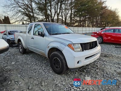 Czwarte zdjęcie samochodu z boku: 2006 NISSAN FRONTIER KING CAB XE VIN:1N6BD06T06C405228 - miniatura