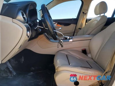 Zdjęcie 7 z 11 samochodu: 2016 MERCEDES-BENZ GLC 300 VIN:WDC0G4JB2GF077005 - miniatura