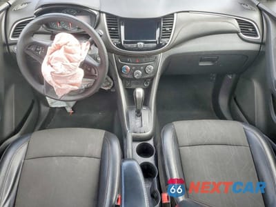 Zdjęcie 8 z 13 samochodu: 2021 CHEV TRAX 1LT VIN:KL7CJLSB0MB320372 - miniatura