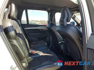 Zdjęcie 11 z 13 samochodu: 2018 VOLVO XC90 T5 VIN:YV4102KM0J1322856 - miniatura