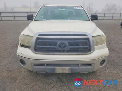 Piąte zdjęcie samochodu w środku: 2011 TOYOTA TUNDRA DOUBLE CAB SR5 VIN:5TFUM5F16BX022422 - miniatura