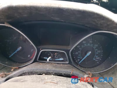 Zdjęcie 9 z 12 samochodu: 2014 FORD FOCUS SE VIN:1FADP3F22EL322903 - miniatura