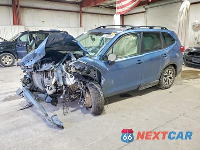 2023 SUBARU FORESTER PREMIUM JF2SKAEC5PH462448 - główne zdjęcie licytacji z USA - miniatura