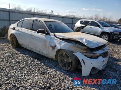 Czwarte zdjęcie samochodu z boku: 2018 BMW M3 VIN:WBS8M9C54J5L71694 - miniatura