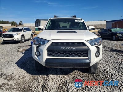 Piąte zdjęcie samochodu w środku: 2019 TOYOTA 4RUNNER TRD PRO VIN:JTEBU5JR8K5665088 - miniatura