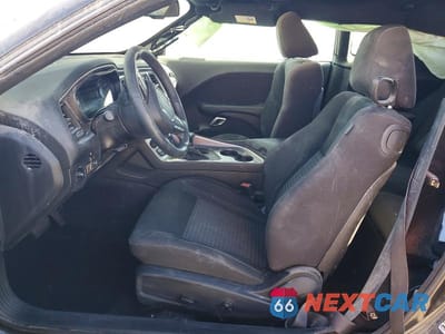 Zdjęcie 7 z 12 samochodu: 2019 DODGE CHALLENGER SXT VIN:2C3CDZAG5KH735478 - miniatura