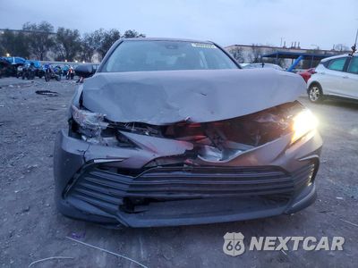 Piąte zdjęcie samochodu w środku: 2023 TOYOTA CAMRY LE VIN:4T1C11AK6PU743809 - miniatura