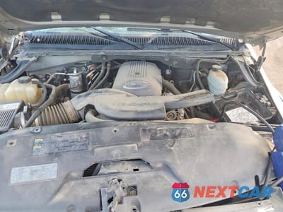 Zdjęcie 11 z 11 samochodu: 2004 CHEVROLET SUBURBAN K1500 VIN:3GNFK16Z94G263239 - miniatura