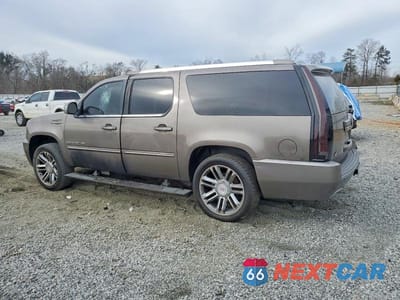 Drugie zdjęcie samochodu z przodu: 2013 CADILLAC ESCALADE ESV PREMIUM VIN:1GYS3JEF8DR172260 - miniatura