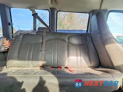 Zdjęcie 11 z 13 samochodu: 2006 CHEVROLET EXPRESS G3500 VIN:1GAHG39U961213451 - miniatura