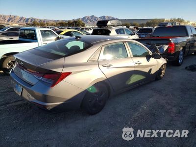Trzecie zdjęcie samochodu z tyłu: 2021 HYUNDAI ELANTRA SEL VIN:KMHLM4AG7MU194203 - miniatura