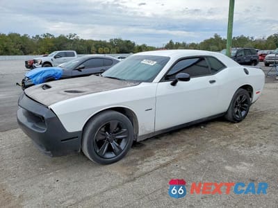 2015 DODGE CHALLENGER SXT 2C3CDZAG2FH883349 - główne zdjęcie licytacji z USA - miniatura