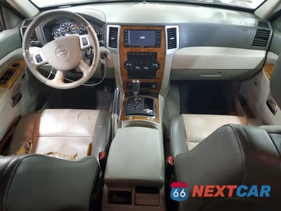 Zdjęcie 8 z 12 samochodu: 2008 JEEP CHEROKEE VIN:1J8HR58N68C196289 - miniatura