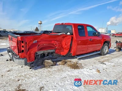 Trzecie zdjęcie samochodu z tyłu: 2011 CHEVROLET SILVERADO K1500 LT VIN:1GCRKSE35BZ444800 - miniatura