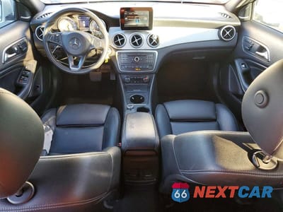 Zdjęcie 8 z 12 samochodu: 2017 MERCEDES-BENZ GLA 250 VIN:WDCTG4EB5HJ319453 - miniatura