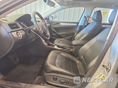 Zdjęcie 7 z 13 samochodu: 2013 VOLKSWAGEN PASSAT SE VIN:1VWBN7A35DC003800 - miniatura