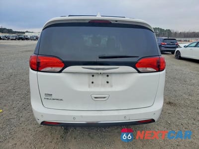 Zdjęcie 6 z 13 samochodu: 2017 CHRYSLER PACIFICA TOURING L VIN:2C4RC1BG6HR608265 - miniatura