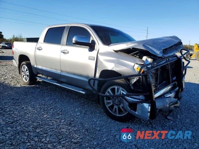 Czwarte zdjęcie samochodu z boku: 2021 TOYOTA TUNDRA 1794 EDITION VIN:5TFGY5F17MX275009 - miniatura