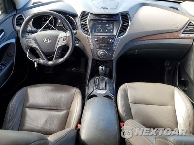 Zdjęcie 8 z 12 samochodu: 2017 HYUNDAI SANTA FE SE VIN:KM8SN4HF7HU185769 - miniatura