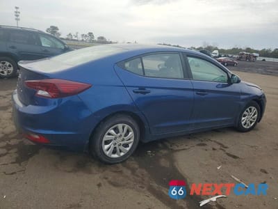 Trzecie zdjęcie samochodu z tyłu: 2019 HYUNDAI ELANTRA SE VIN:5NPD74LF5KH491062 - miniatura