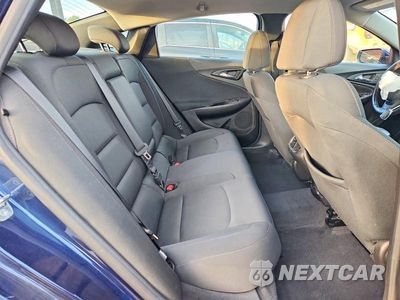 Zdjęcie 10 z 12 samochodu: 2017 CHEVROLET MALIBU LT VIN:1G1ZE5ST2HF139495 - miniatura