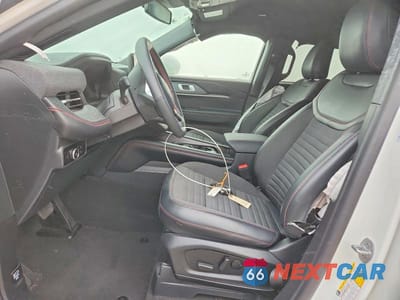 Zdjęcie 7 z 12 samochodu: 2025 FORD EXPLORER ST-LINE VIN:1FMUK8KH7SGC95049 - miniatura