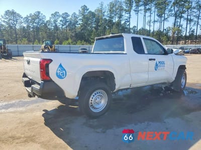 Trzecie zdjęcie samochodu z tyłu: 2024 TOYOTA TACOMA SR VIN:3TYJDAKN9RT007857 - miniatura