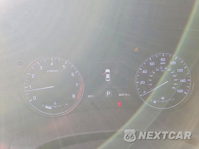 Zdjęcie 9 z 12 samochodu: 2015 HYUNDAI GENESIS 5.0L VIN:KMHGN4JF7FU046464 - miniatura