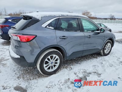 Trzecie zdjęcie samochodu z tyłu: 2022 FORD ESCAPE SE VIN:1FMCU9G60NUA03850 - miniatura
