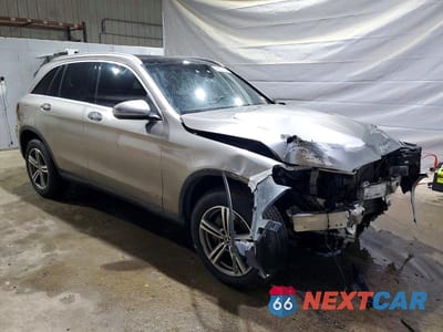 Czwarte zdjęcie samochodu z boku: 2020 MERCEDES-BENZ GLC 300 4MATIC VIN:WDC0G8EBXLF709146 - miniatura