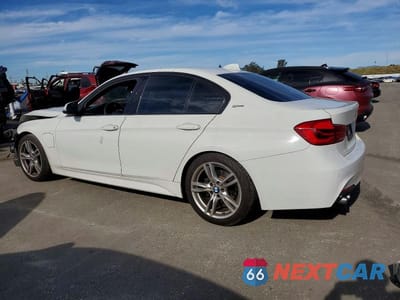Drugie zdjęcie samochodu z przodu: 2017 BMW 330E VIN:WBA8E1C39HA159358 - miniatura