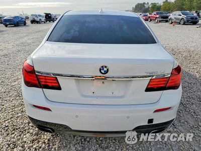Zdjęcie 6 z 14 samochodu: 2013 BMW 750 LI VIN:WBAYE8C51DD133405 - miniatura