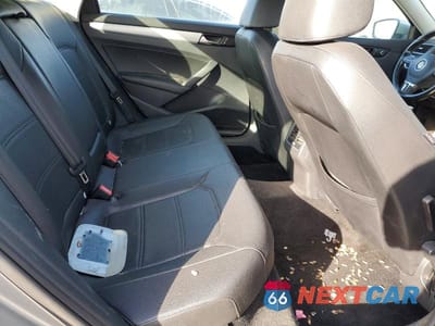 Zdjęcie 10 z 12 samochodu: 2013 VOLKSWAGEN PASSAT SE VIN:1VWBP7A30DC021101 - miniatura