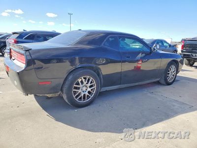 Trzecie zdjęcie samochodu z tyłu: 2010 DODGE CHALLENGER SE VIN:2B3CJ4DV7AH289657 - miniatura