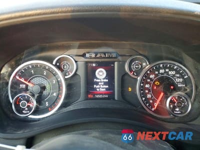 Zdjęcie 9 z 12 samochodu: 2025 RAM 2500 TRADESMAN VIN:3C6UR5CL7SG546259 - miniatura