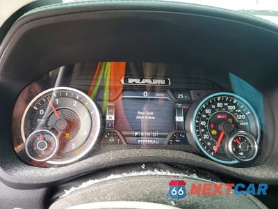 Zdjęcie 9 z 11 samochodu: 2024 RAM 2500 LARAMIE VIN:3C6UR5NL0RG229317 - miniatura