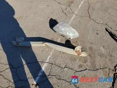 Zdjęcie 12 z 12 samochodu: 2003 TOYOTA COROLLA LE VIN:JTDBR32E730032019 - miniatura